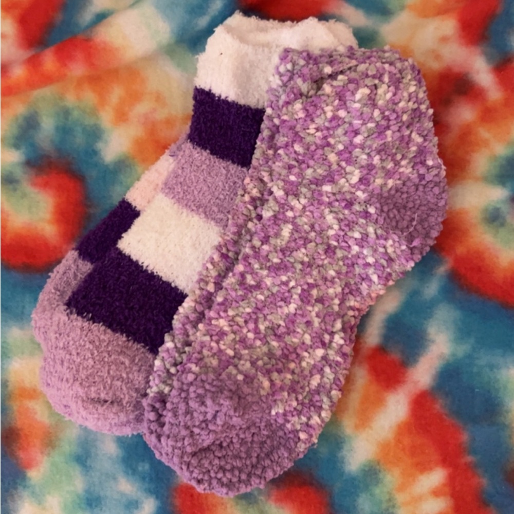 Pair of 2 selling them for $20 don’t like them so I’m selling them, not my style